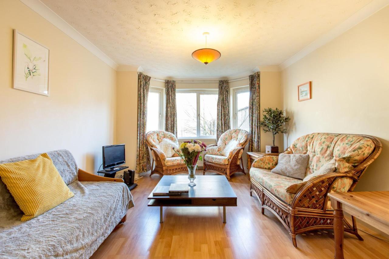 Central & Stylish 3 Bedroom, 2 Bath, Free Parking Edinburgh Exterior photo